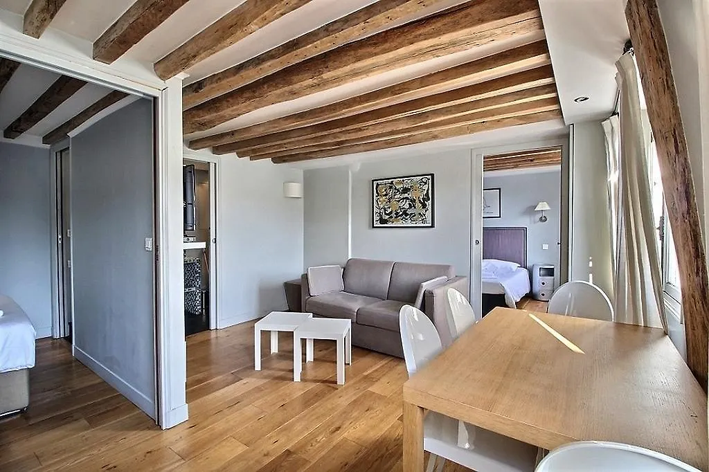 Passage Sainte Anne Apartment *